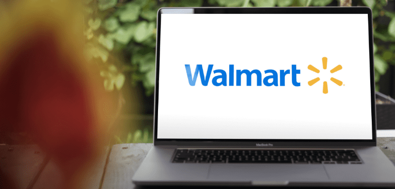 Logo da Walmart em laptop.